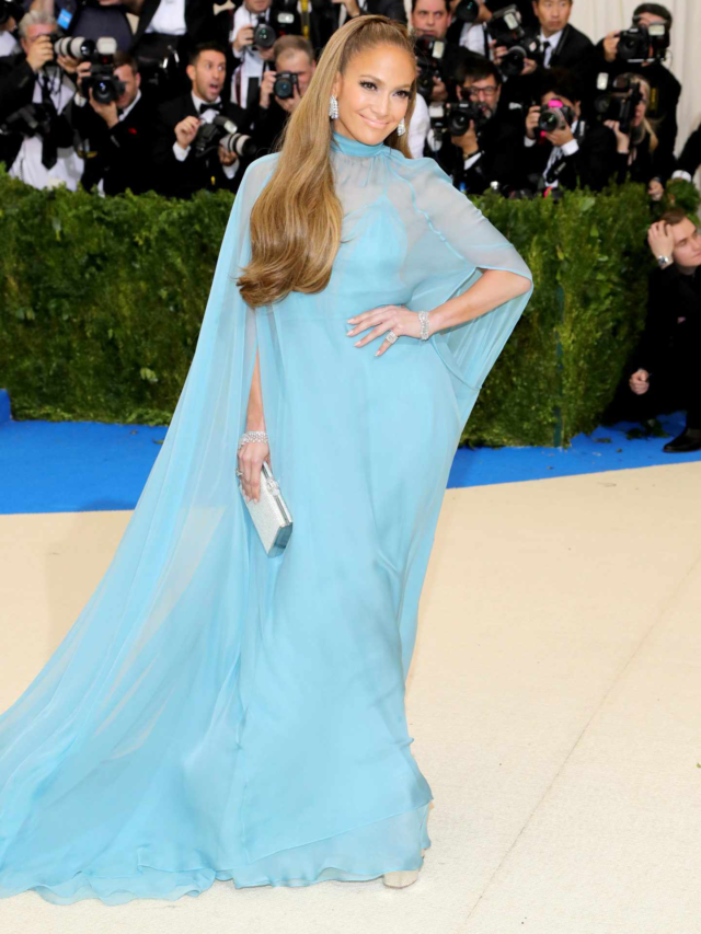 Jennifer Lopez's Immaculate Gown Had The Highest Slit And Built-in Cape